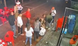 李女士爆料唐山打人视频,李女士亲述暴力现场，社会关注女性安全
