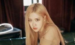 朴彩英最新发色博主爆料,博主揭秘时尚女神的神秘色彩转变！