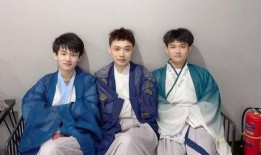 瓶子爆料转会视频,转会视频揭秘球星转会幕后真相